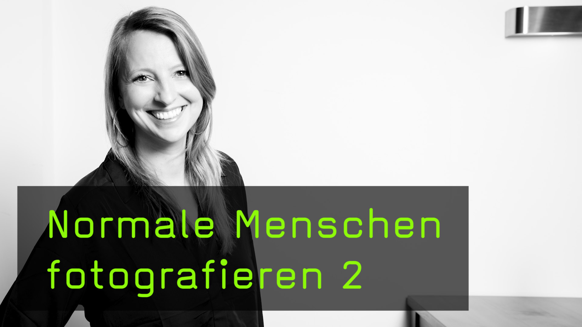 Video: Posing für ein Fotoshooting mit normalen Menschen
