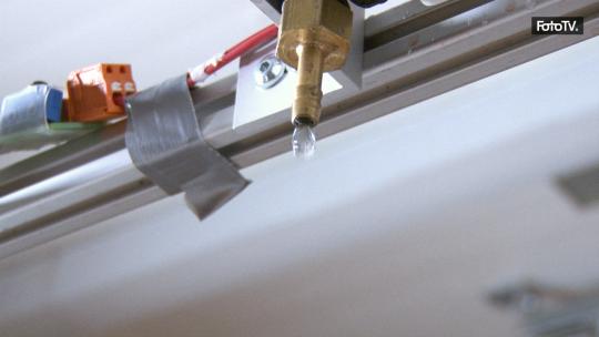 Tropfenfotografie mit einem Tropfenspender