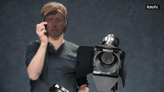 Fotostudio-Beleuchtung mit Reflektoren Fotostudio-Beleuchtung mit Reflektoren