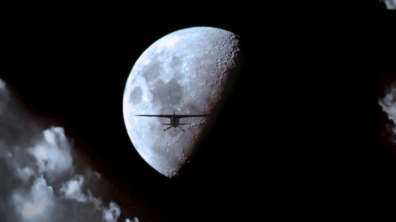Kreative Mondaufnahmen mit Superresolution und einfacher Montage