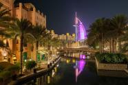 Dubai, Burj Al Arab bei Nacht