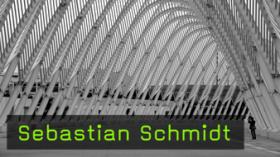 Streetfotografie, Berlin, Menschen auf der Straße, Einsamer Mensch Streetfotografie, Berlin, Menschen auf der Straße, Einsamer Mensch
