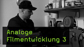 Analoge Filmentwicklung in der Entwicklerdose